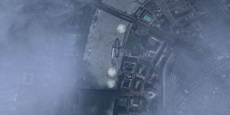 Illustration for article titled Natural Ice Rinks Would Turn London's Thames Into a Winter Wonderland